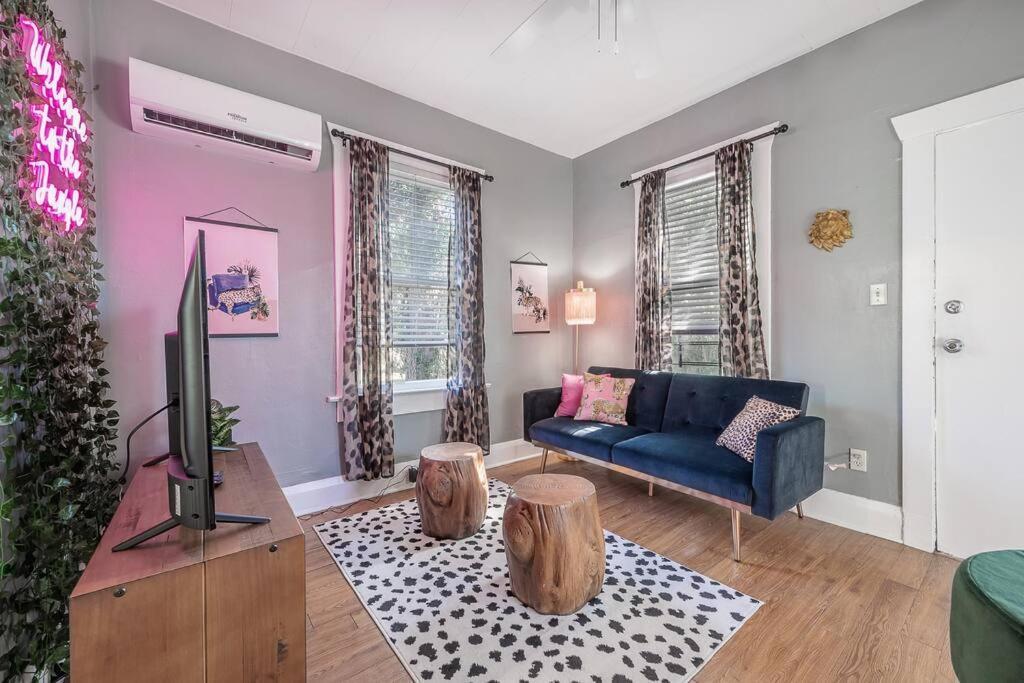Jungle Themed Apt. Close To Coffee, Food + Shops! Tampa Exterior photo